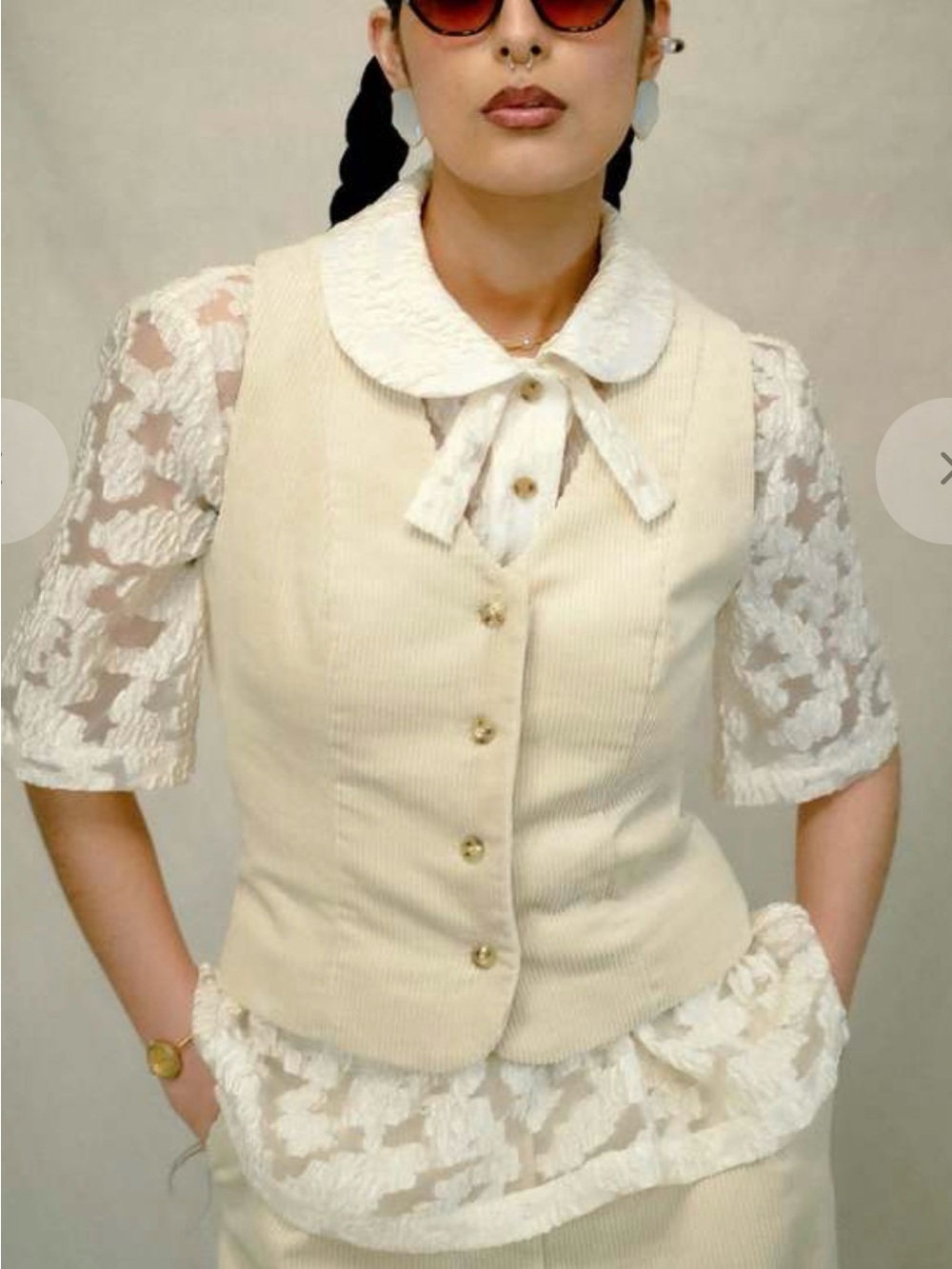 Selva Negra Cream Corduroy Button Vest